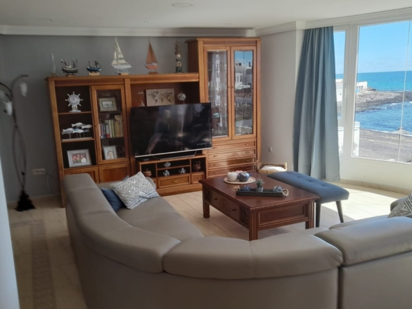 BEACH HOUSE Fuerteventura, servicios inmobiliarios en La Oliva
